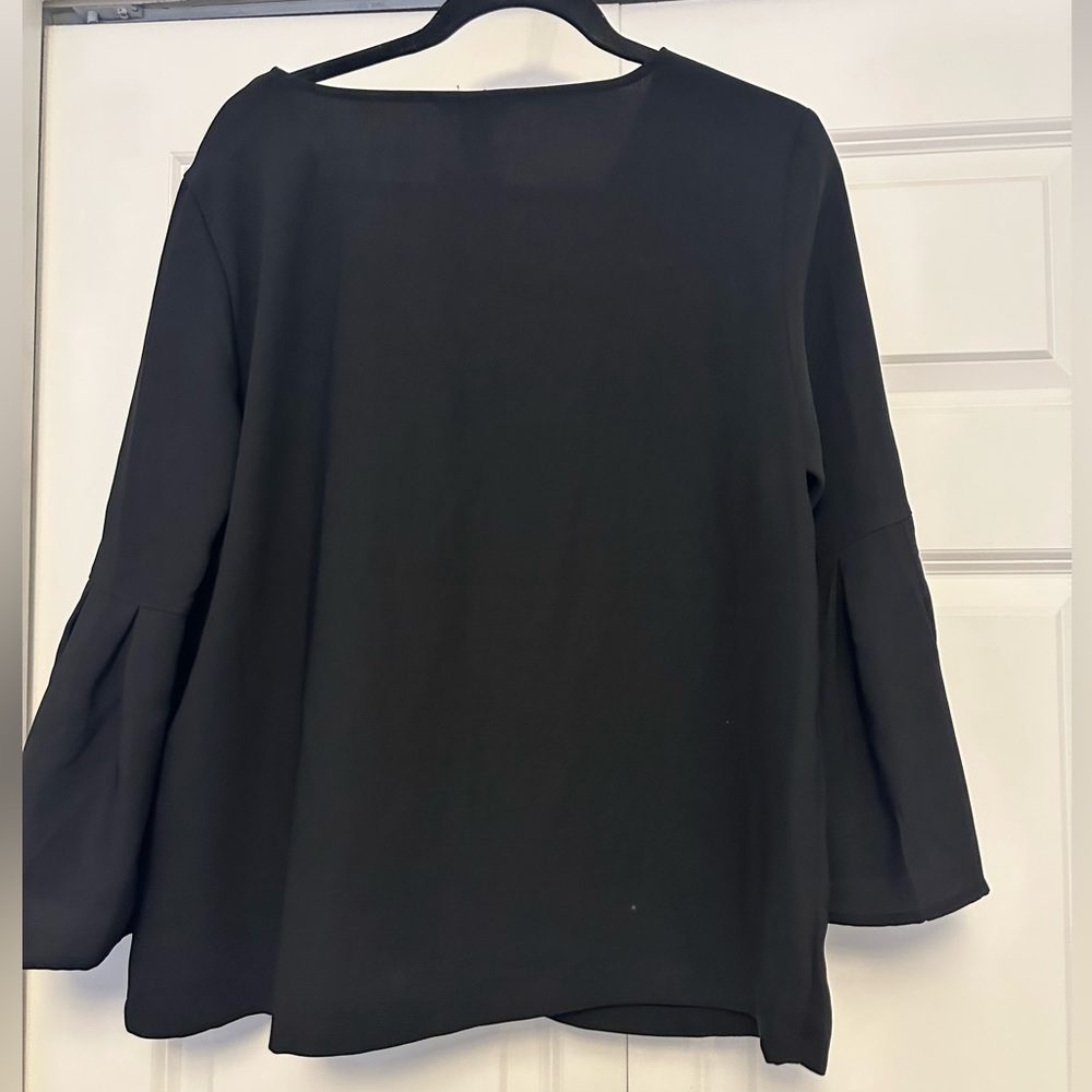 H&M blouse - Picture 3 of 3